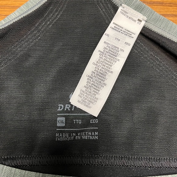 Nike Sports Bra - Picture 6 of 6